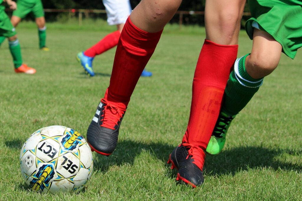 不倫相手の身元を調べる方法と弁護士の役割は？