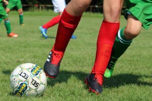 不倫相手の身元を調べる方法と弁護士の役割は？