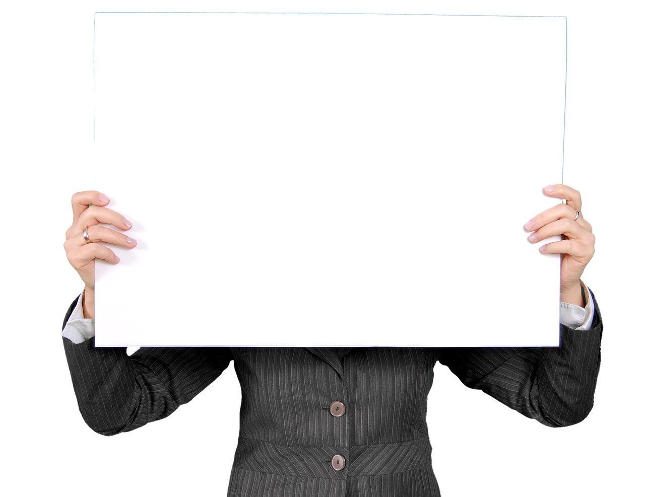 探偵に渡す情報リストは何を含めるべきですか？