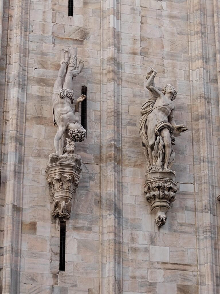 SNS特定でトラブルを回避する方法は？