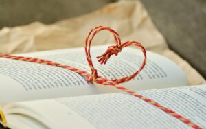 不倫の証拠はどう見つける？